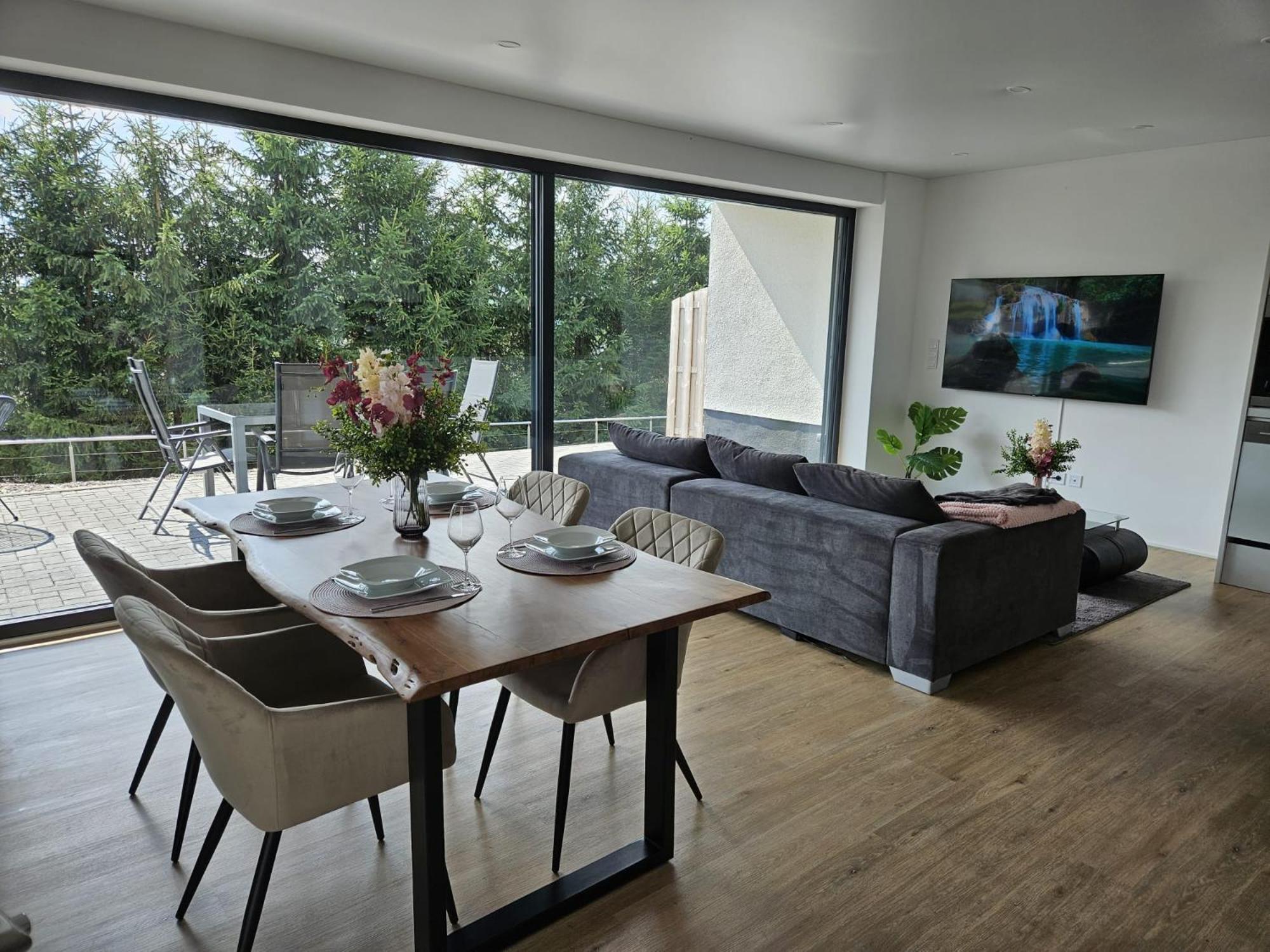 Stilvolle Wohnung Mit Blick Und Selbst-Check-In Bad Berleburg Exterior photo